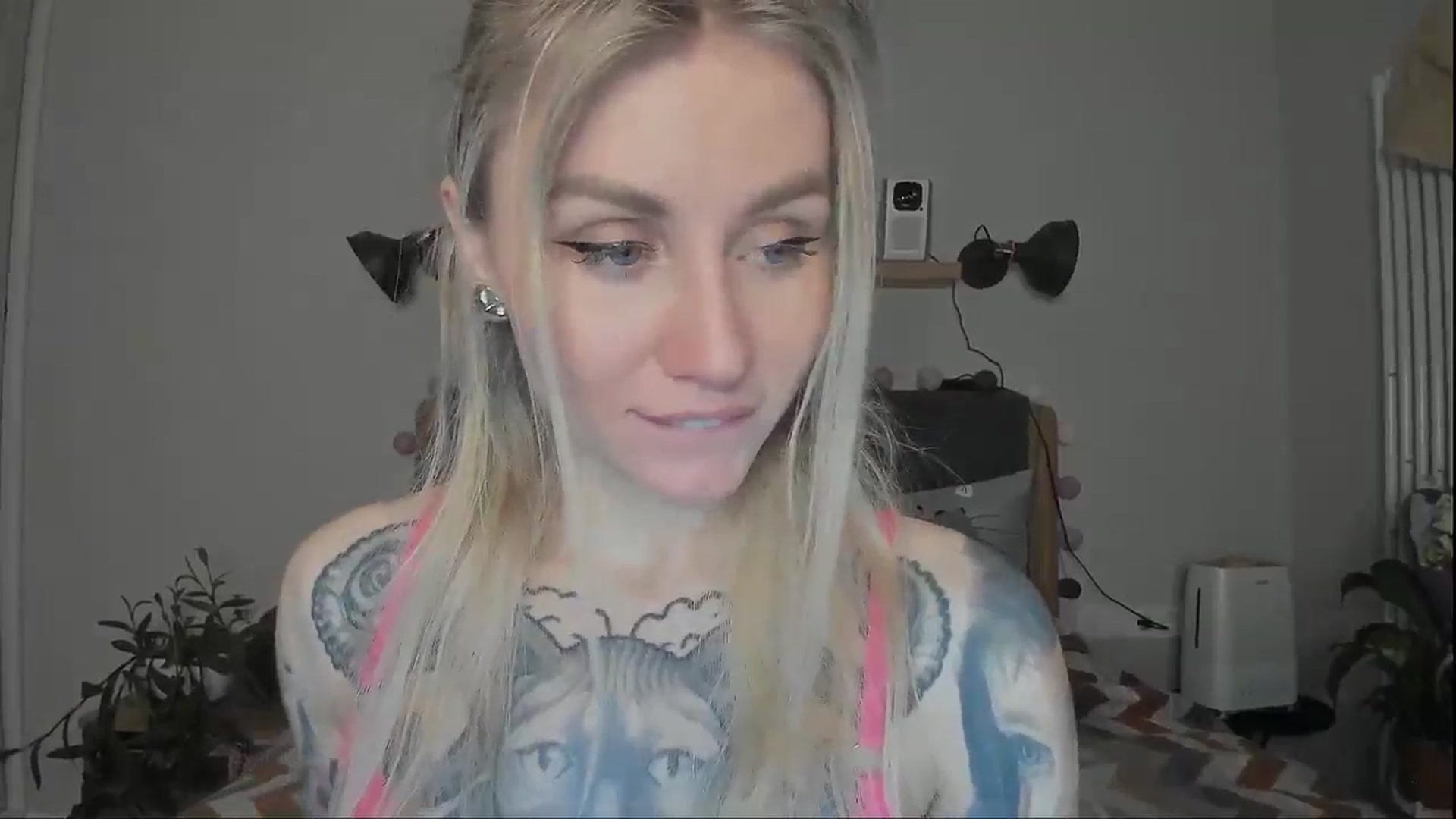 Gallery image thumbnail from Alexa_Smithhh's myfreecams stream on, 12/12/2024, 18:47 image 20 of 20