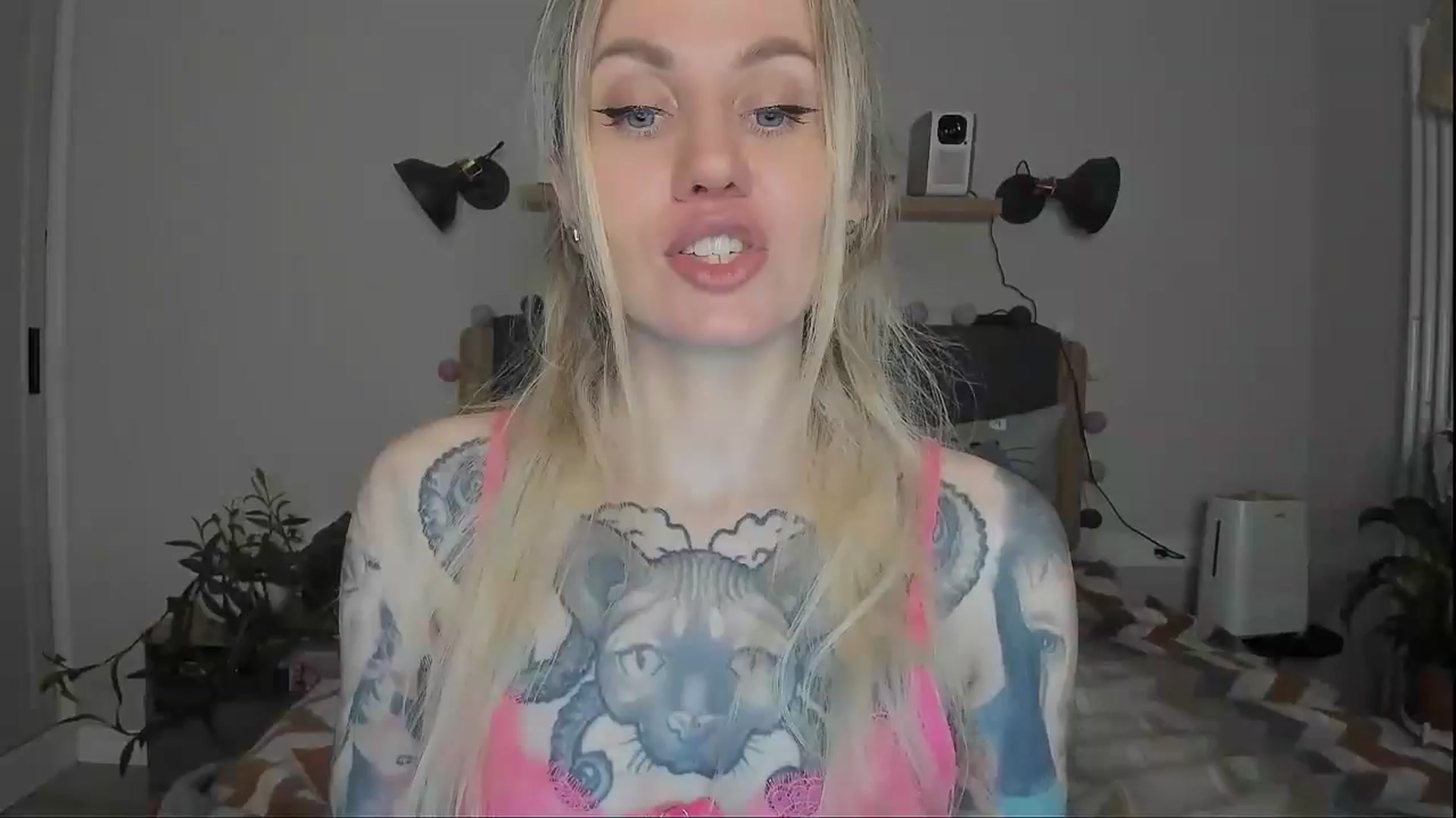 Gallery image thumbnail from Alexa_Smithhh's myfreecams stream on, 12/12/2024, 18:47 image 7 of 20