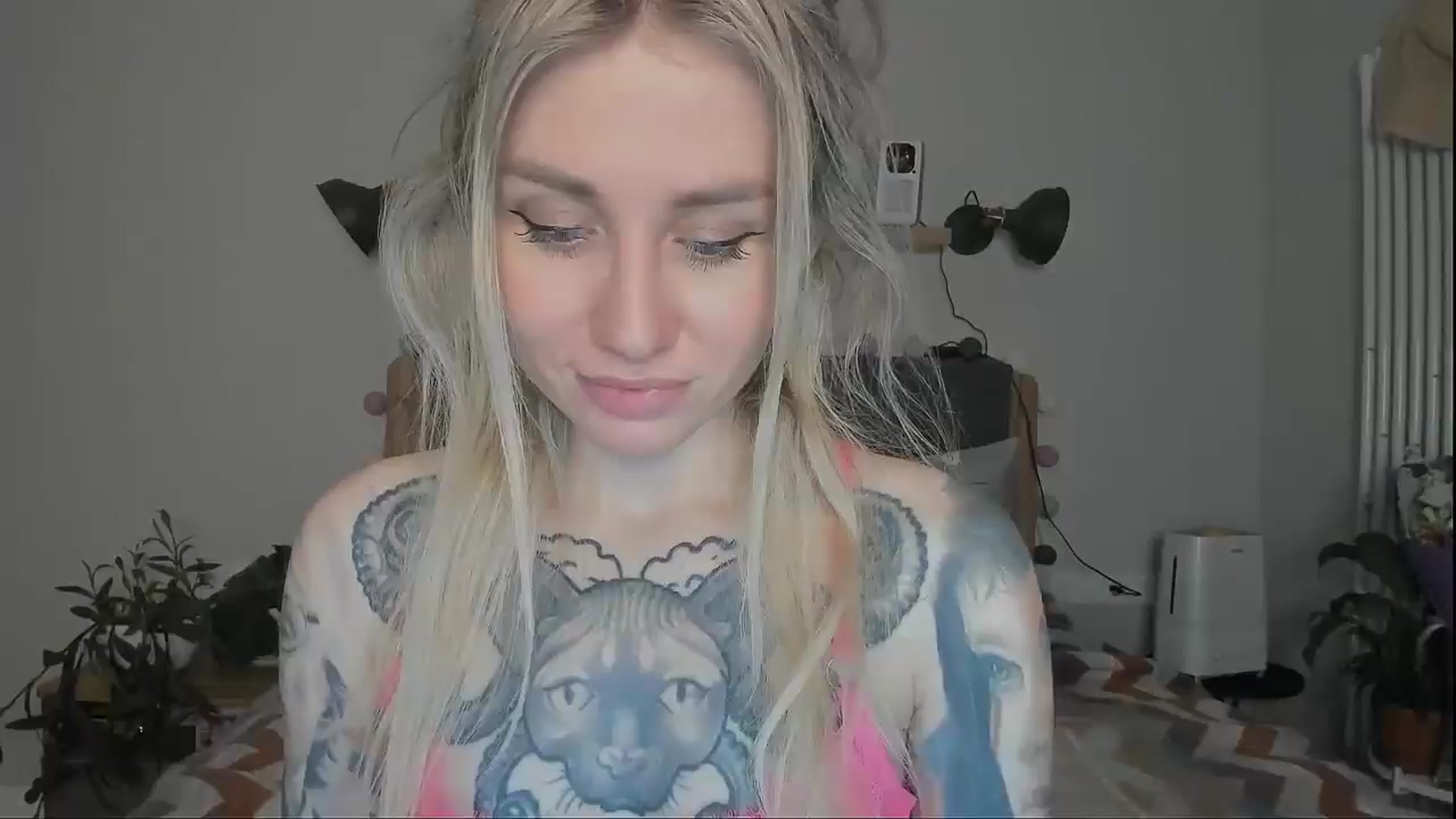 Gallery image thumbnail from Alexa_Smithhh's myfreecams stream on, 12/12/2024, 20:26 image 11 of 20