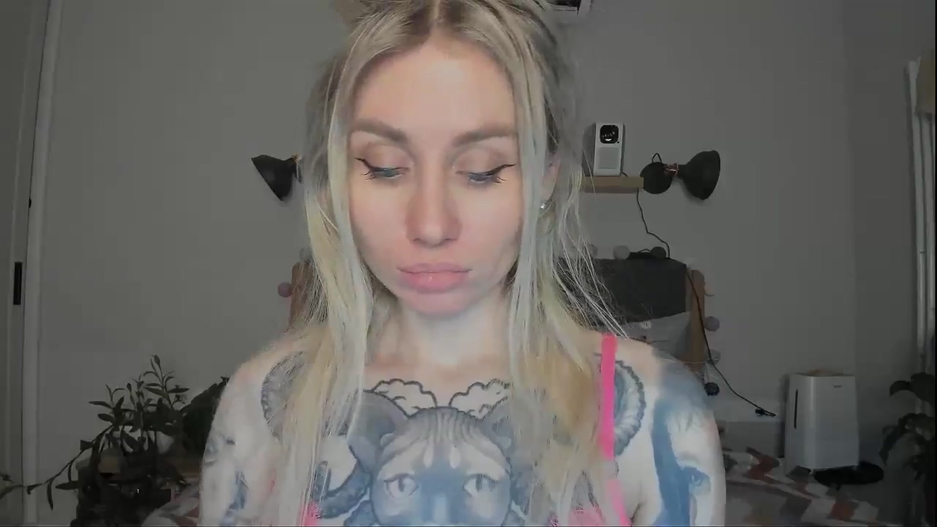 Gallery image thumbnail from Alexa_Smithhh's myfreecams stream on, 12/12/2024, 21:23 image 18 of 20