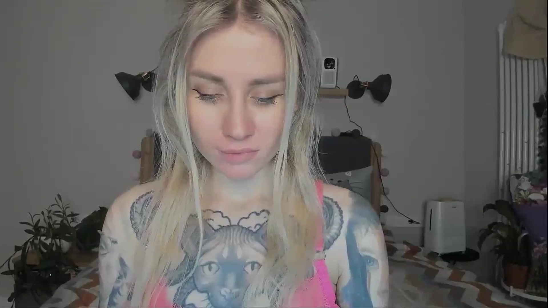 Gallery image thumbnail from Alexa_Smithhh's myfreecams stream on, 12/12/2024, 21:23 image 7 of 20