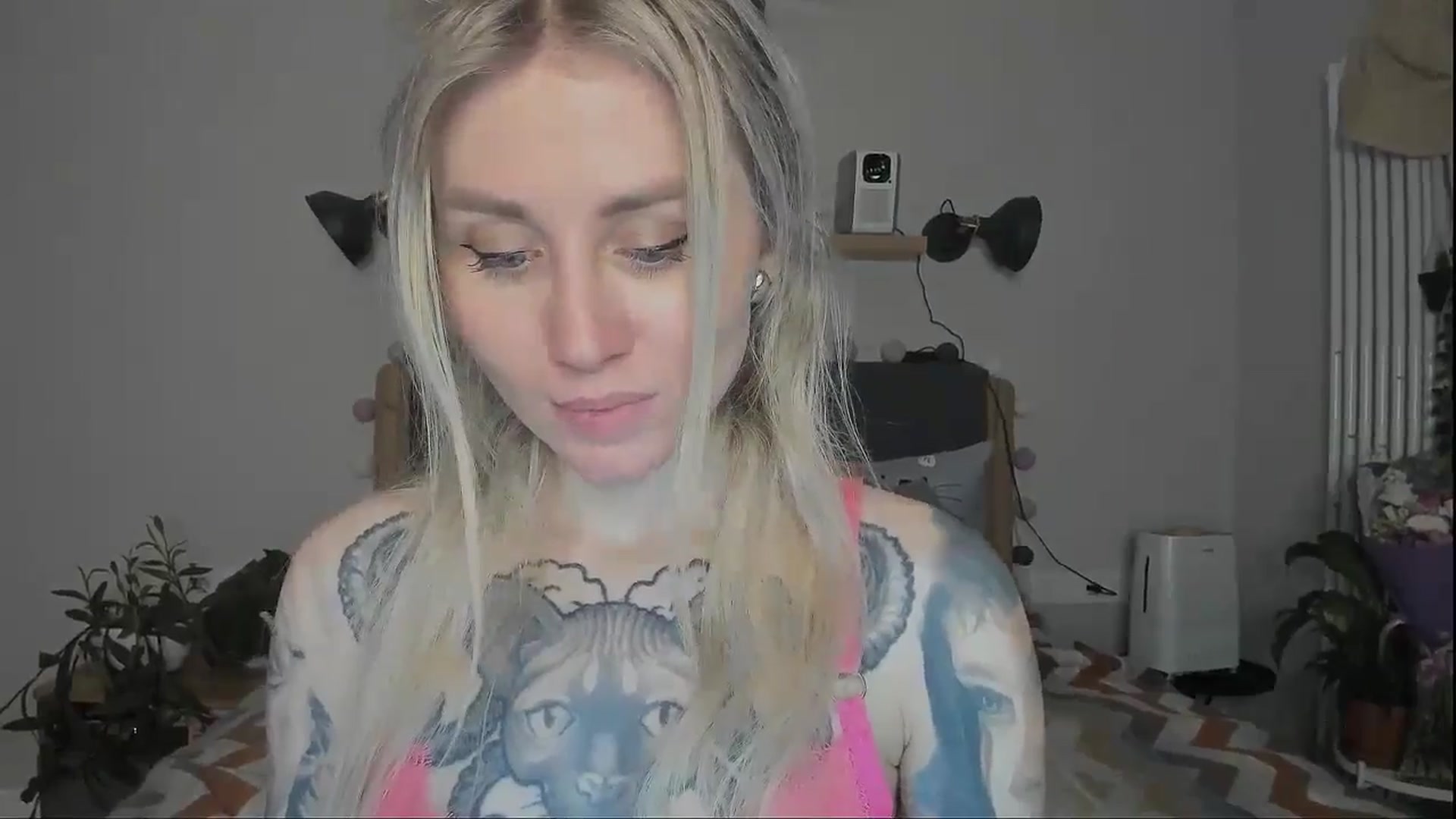 Gallery image thumbnail from Alexa_Smithhh's myfreecams stream on, 12/12/2024, 21:23 image 9 of 20