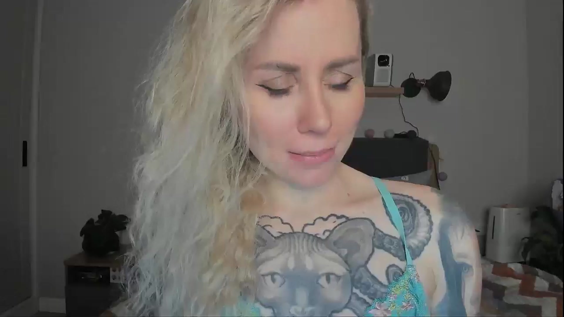 Gallery image thumbnail from Alexa_Smithhh's myfreecams stream on, 12/13/2024, 19:10 image 15 of 20