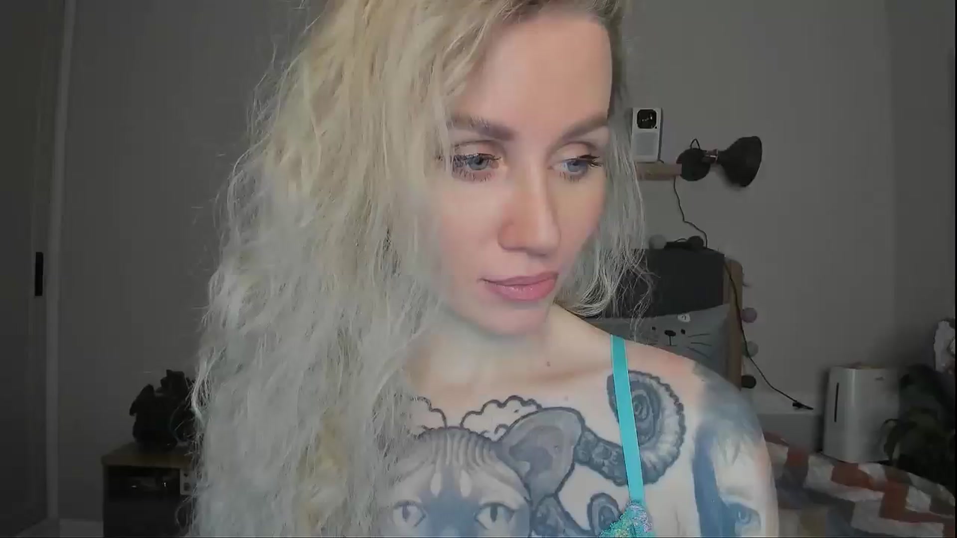 Gallery image thumbnail from Alexa_Smithhh's myfreecams stream on, 12/13/2024, 19:10 image 2 of 20