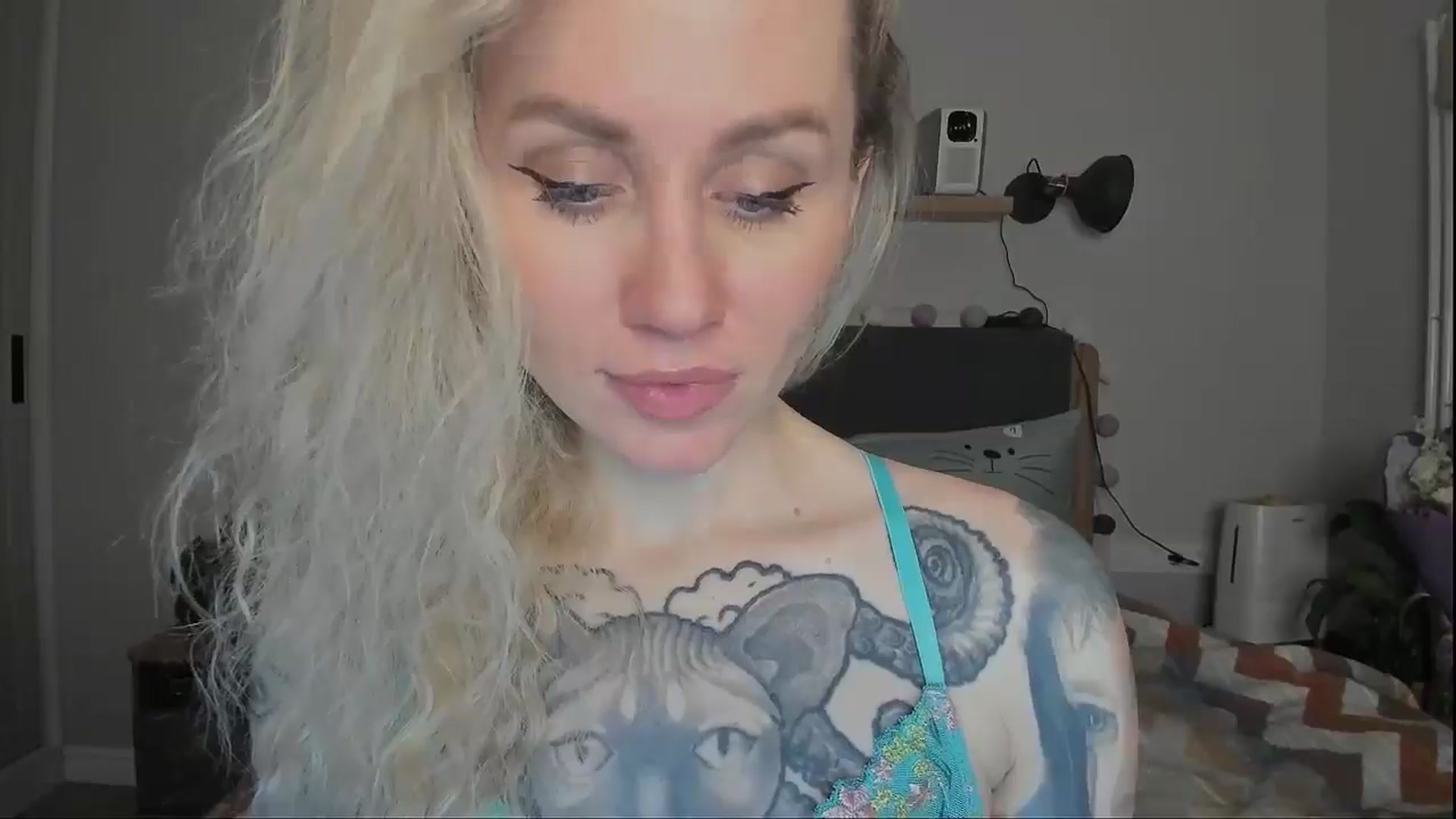 Gallery image thumbnail from Alexa_Smithhh's myfreecams stream on, 12/13/2024, 19:10 image 20 of 20
