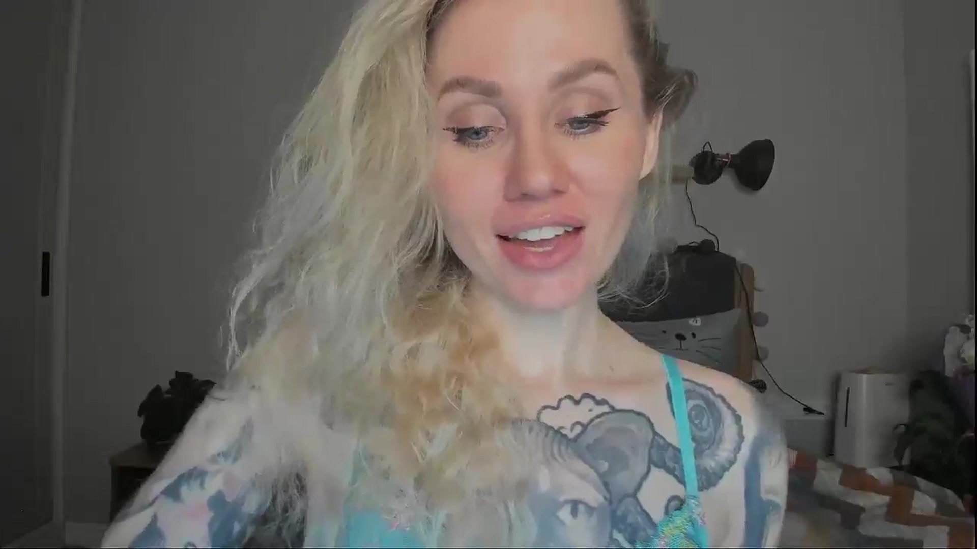 Gallery image thumbnail from Alexa_Smithhh's myfreecams stream on, 12/13/2024, 19:10 image 11 of 20