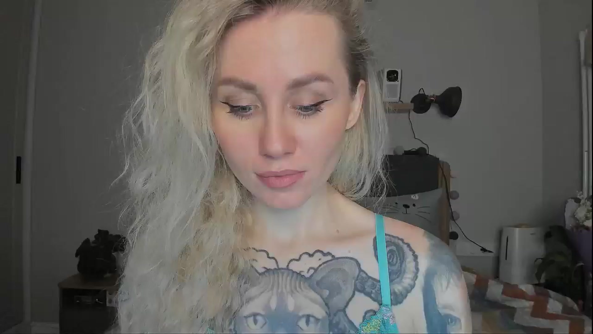 Gallery image thumbnail from Alexa_Smithhh's myfreecams stream on, 12/13/2024, 19:10 image 1 of 20