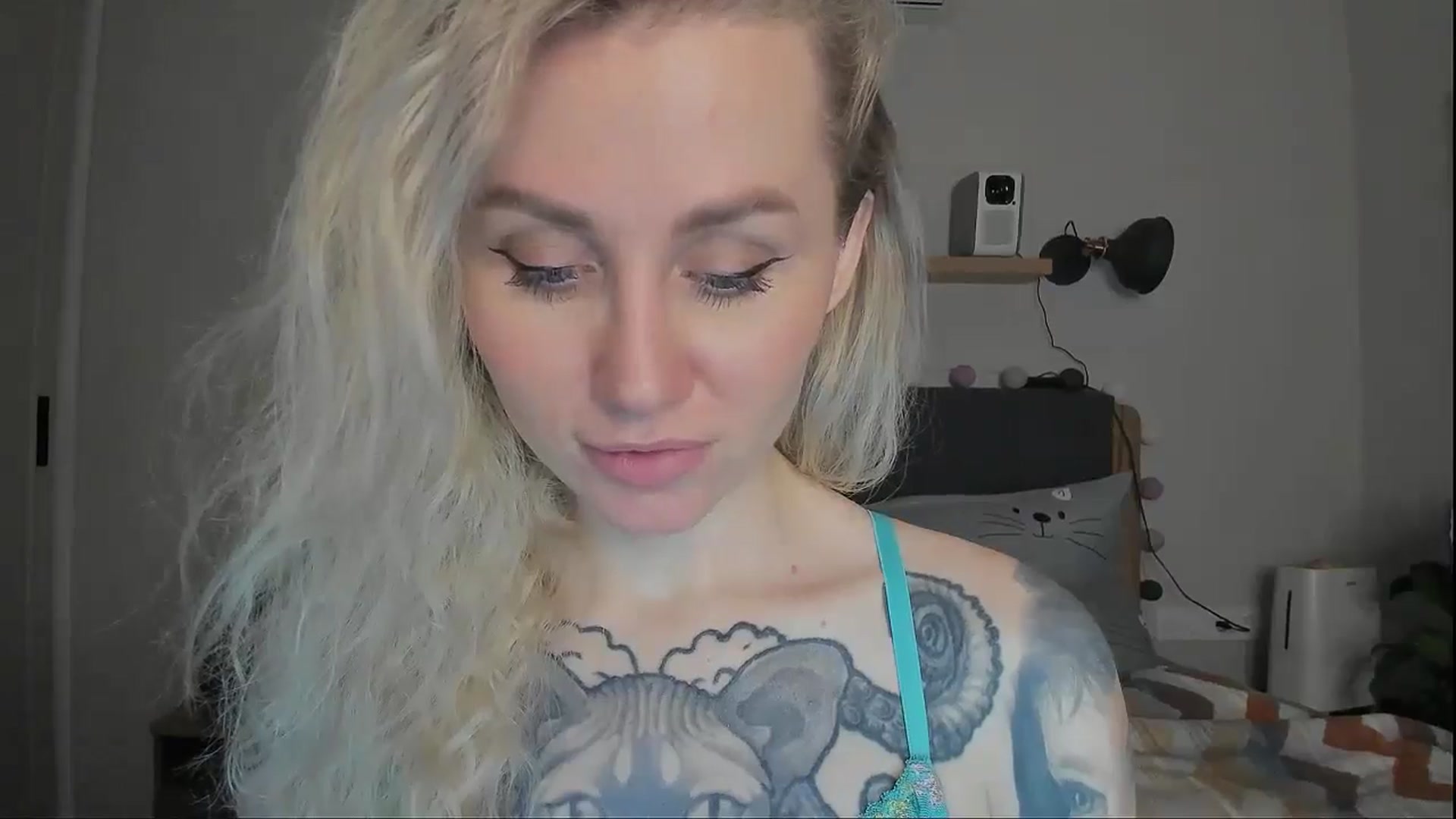 Gallery image thumbnail from Alexa_Smithhh's myfreecams stream on, 12/13/2024, 21:14 image 9 of 20