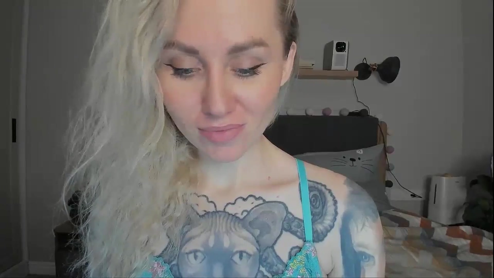 Gallery image thumbnail from Alexa_Smithhh's myfreecams stream on, 12/13/2024, 21:14 image 6 of 20