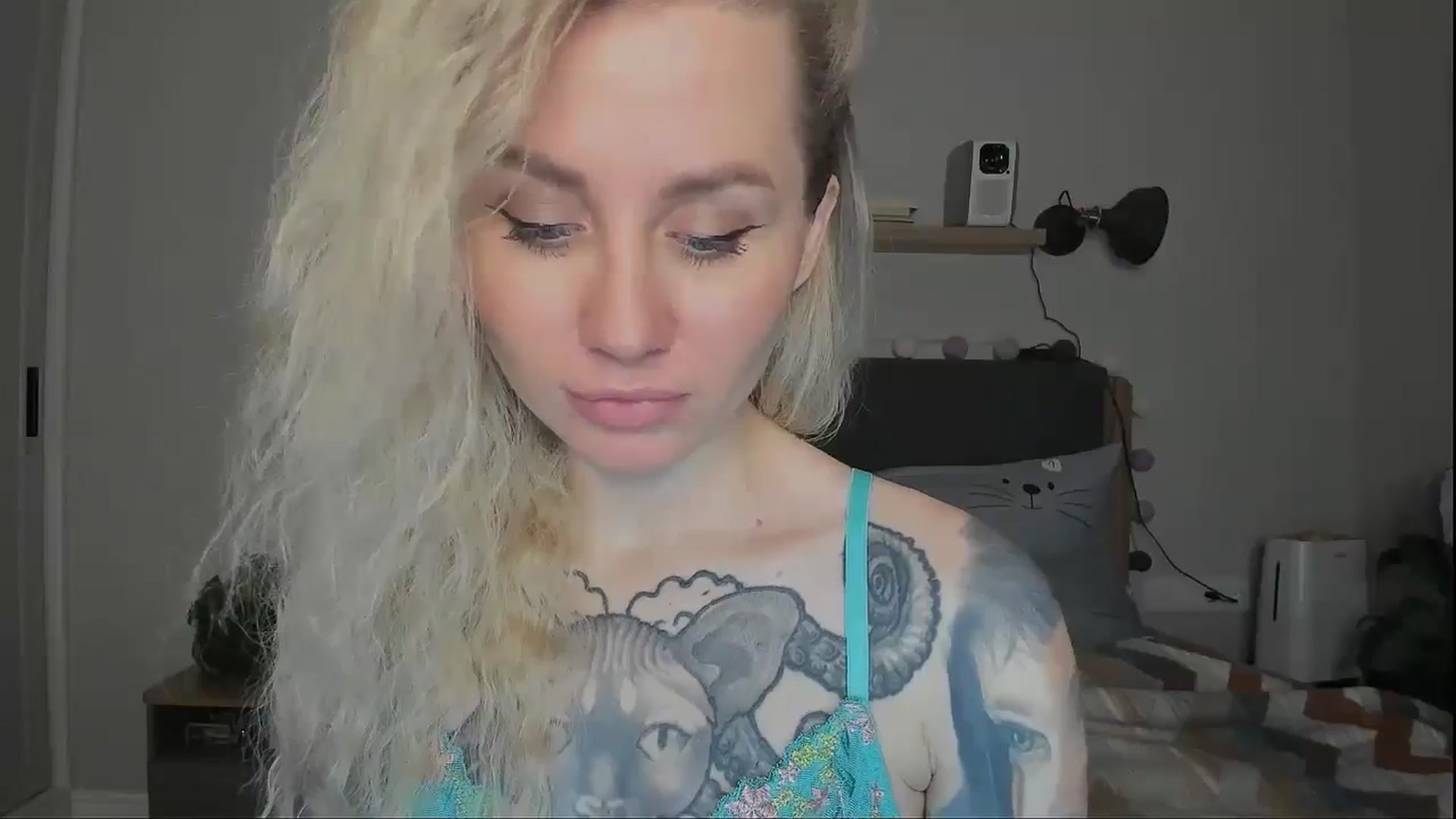 Gallery image thumbnail from Alexa_Smithhh's myfreecams stream on, 12/13/2024, 21:14 image 13 of 20