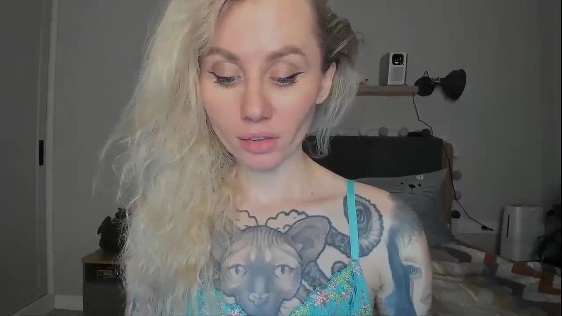 Gallery image thumbnail from Alexa_Smithhh's myfreecams stream on, 12/13/2024, 21:14 image 20 of 20