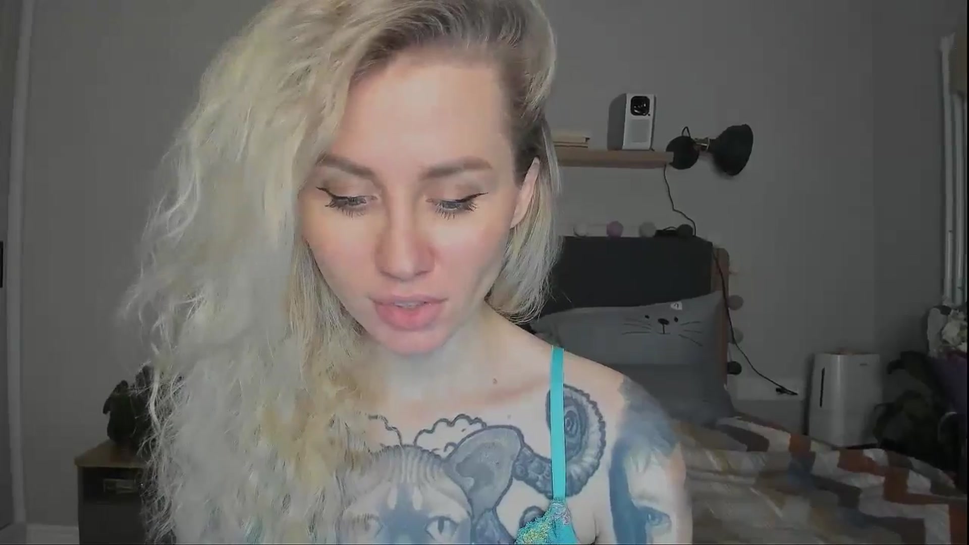 Gallery image thumbnail from Alexa_Smithhh's myfreecams stream on, 12/13/2024, 21:14 image 16 of 20