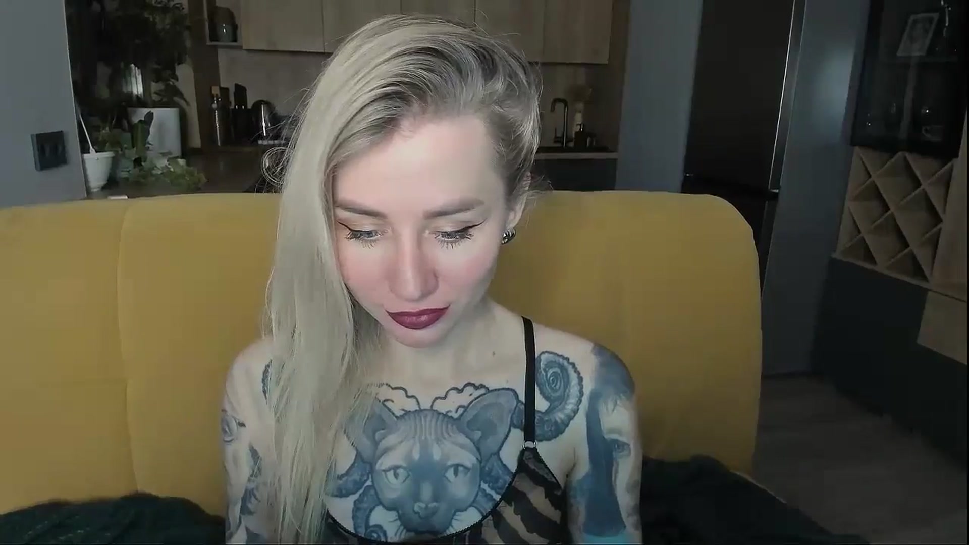 Gallery image thumbnail from Alexa_Smithhh's myfreecams stream on, 12/23/2024, 18:22 image 6 of 20
