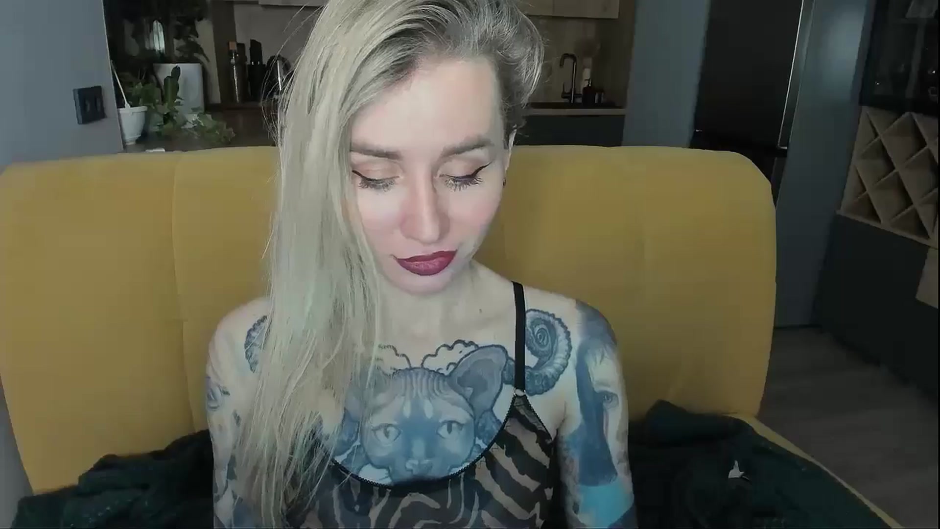 Gallery image thumbnail from Alexa_Smithhh's myfreecams stream on, 12/23/2024, 18:22 image 18 of 20