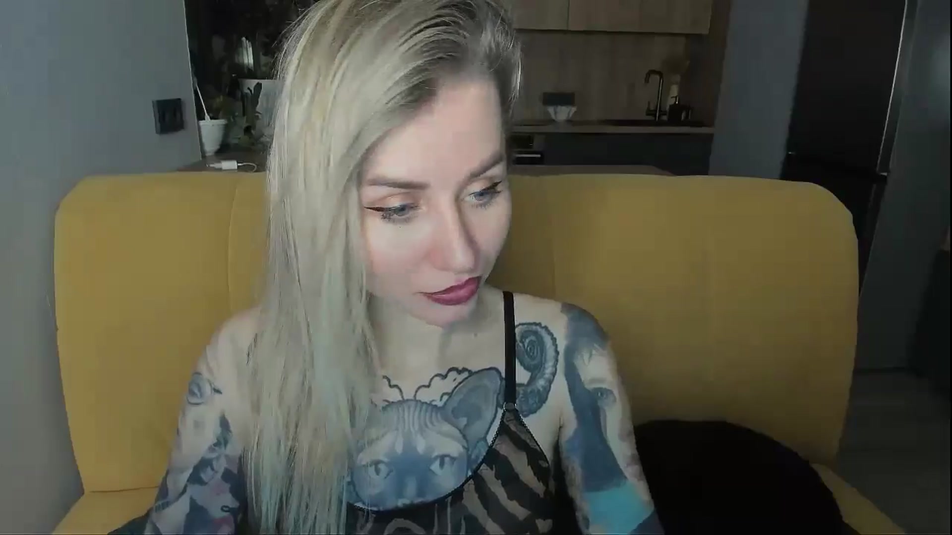 Gallery image thumbnail from Alexa_Smithhh's myfreecams stream on, 12/23/2024, 21:15 image 10 of 20