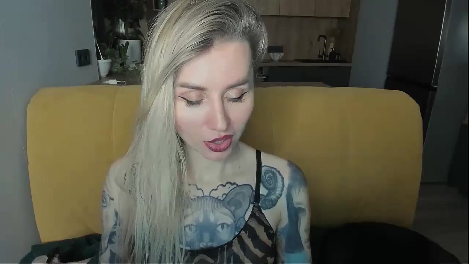 Gallery image thumbnail from Alexa_Smithhh's myfreecams stream on, 12/23/2024, 21:15 image 5 of 20