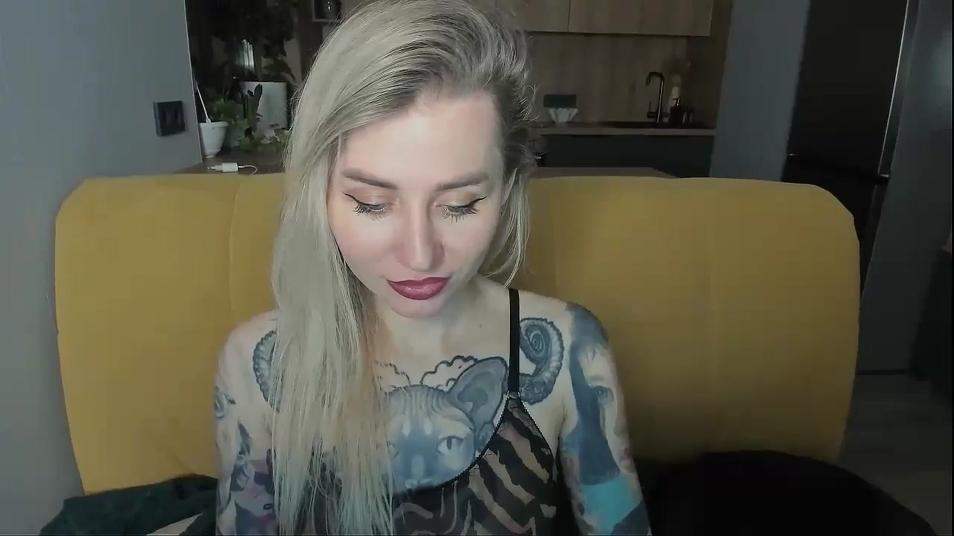 Gallery image thumbnail from Alexa_Smithhh's myfreecams stream on, 12/23/2024, 21:15 image 3 of 20