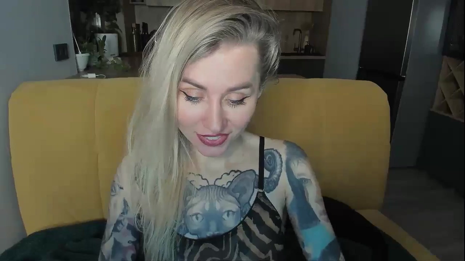 Gallery image thumbnail from Alexa_Smithhh's myfreecams stream on, 12/23/2024, 21:15 image 19 of 20
