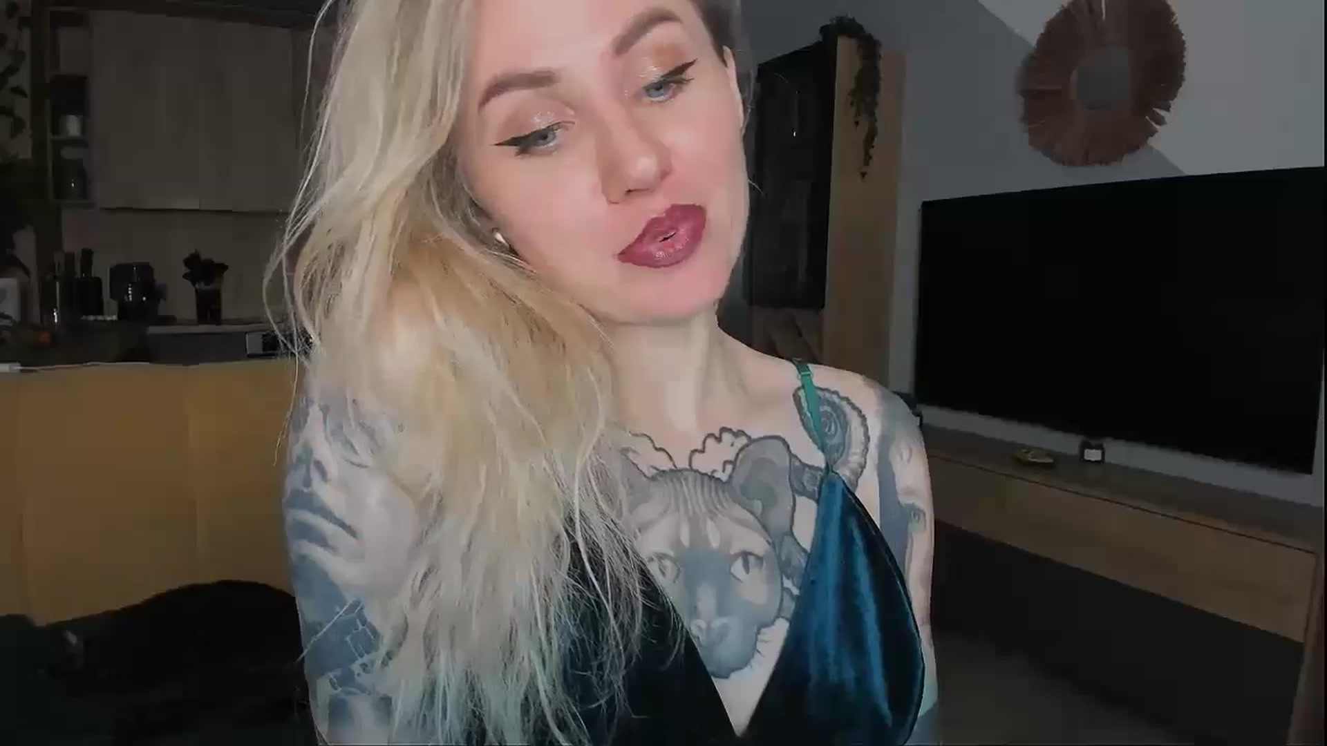 Gallery image thumbnail from Alexa_Smithhh's myfreecams stream on, 12/26/2024, 20:52 image 11 of 20