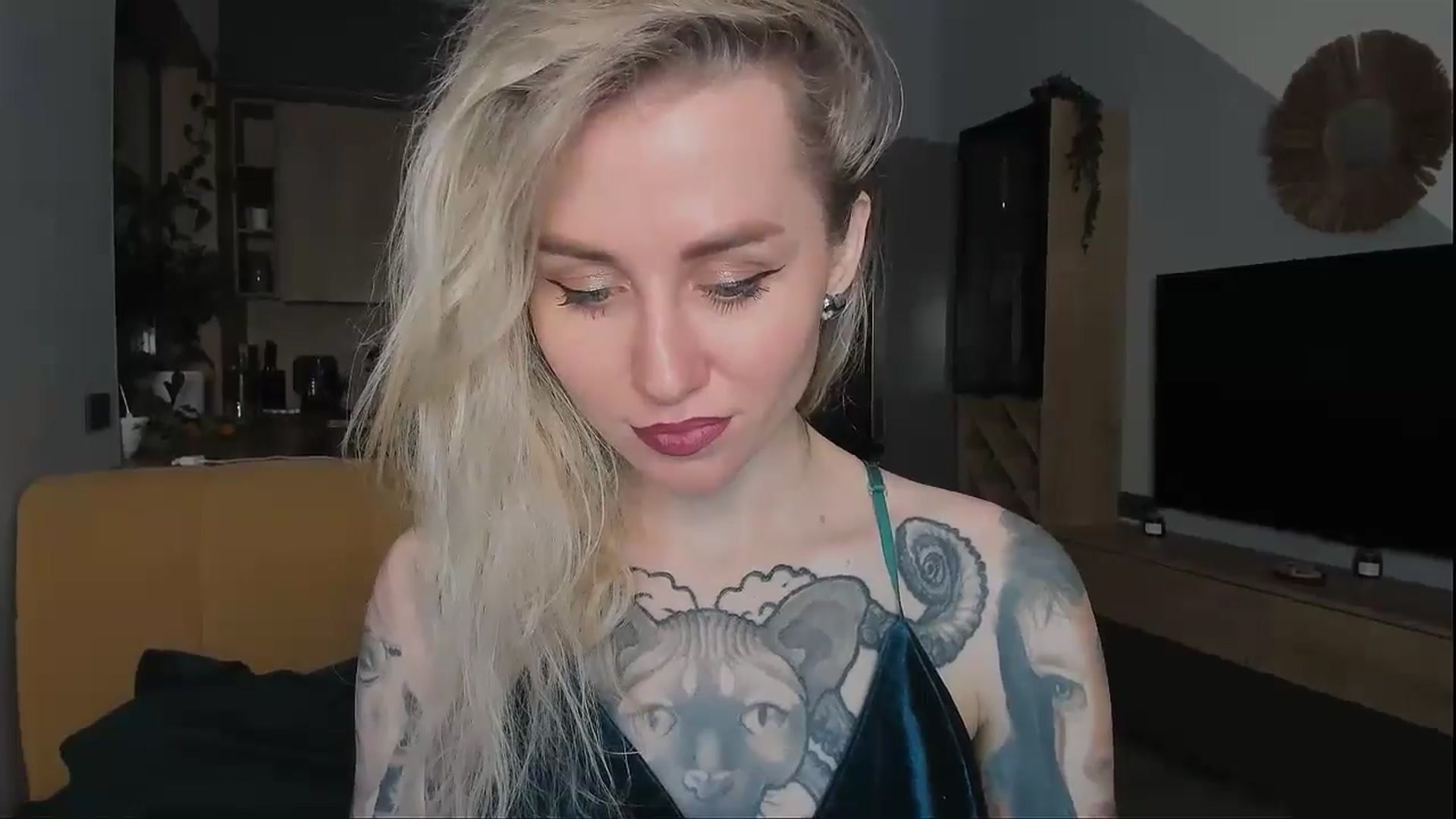 Gallery image thumbnail from Alexa_Smithhh's myfreecams stream on, 12/26/2024, 20:52 image 17 of 20