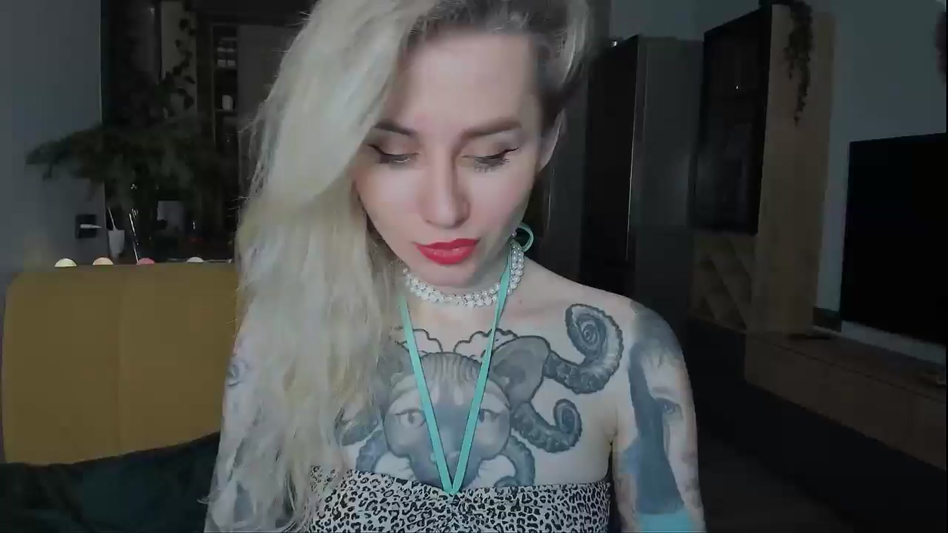 Gallery image thumbnail from Alexa_Smithhh's myfreecams stream on, 12/27/2024, 20:44 image 13 of 20
