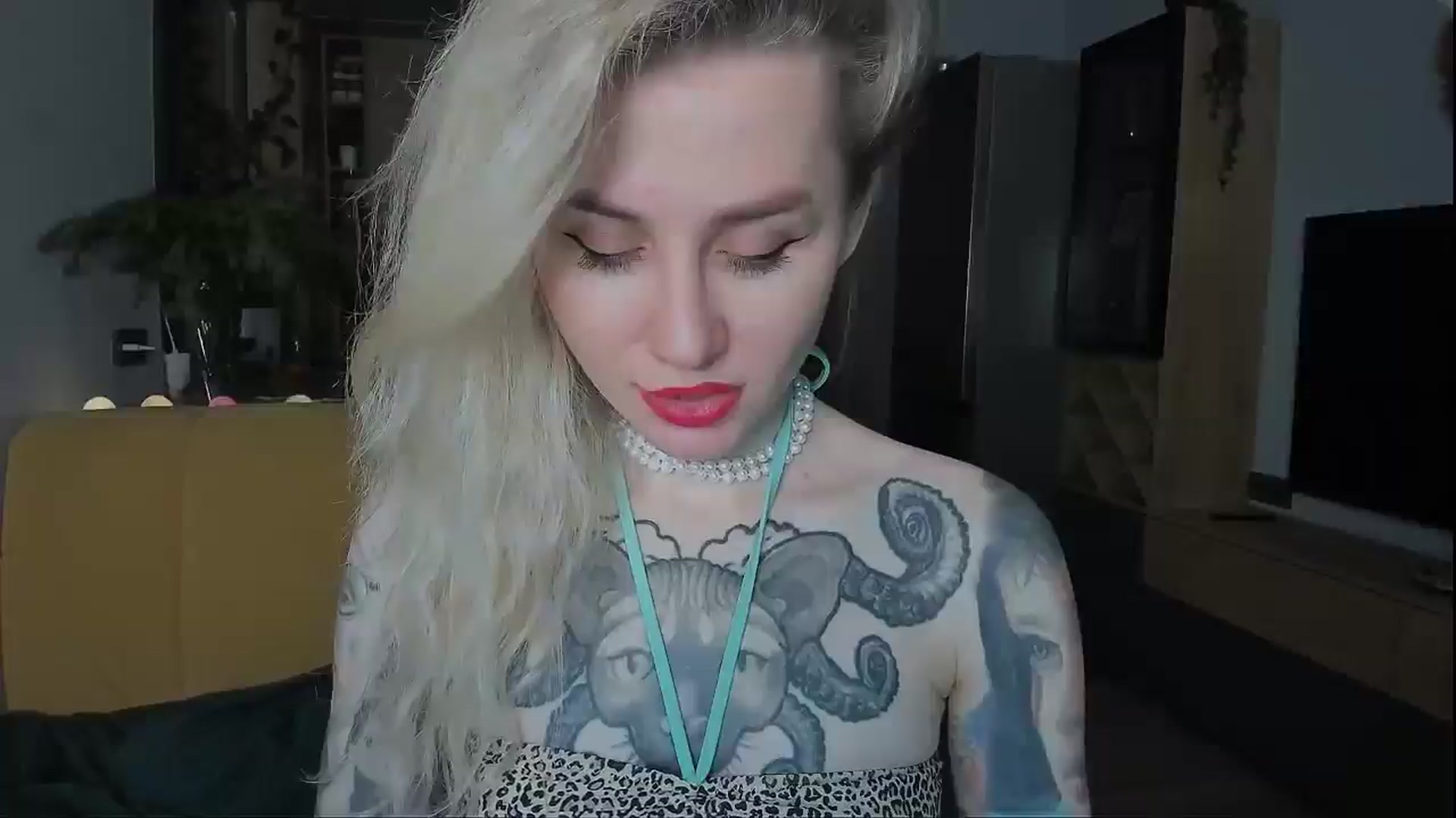 Gallery image thumbnail from Alexa_Smithhh's myfreecams stream on, 12/27/2024, 20:44 image 12 of 20