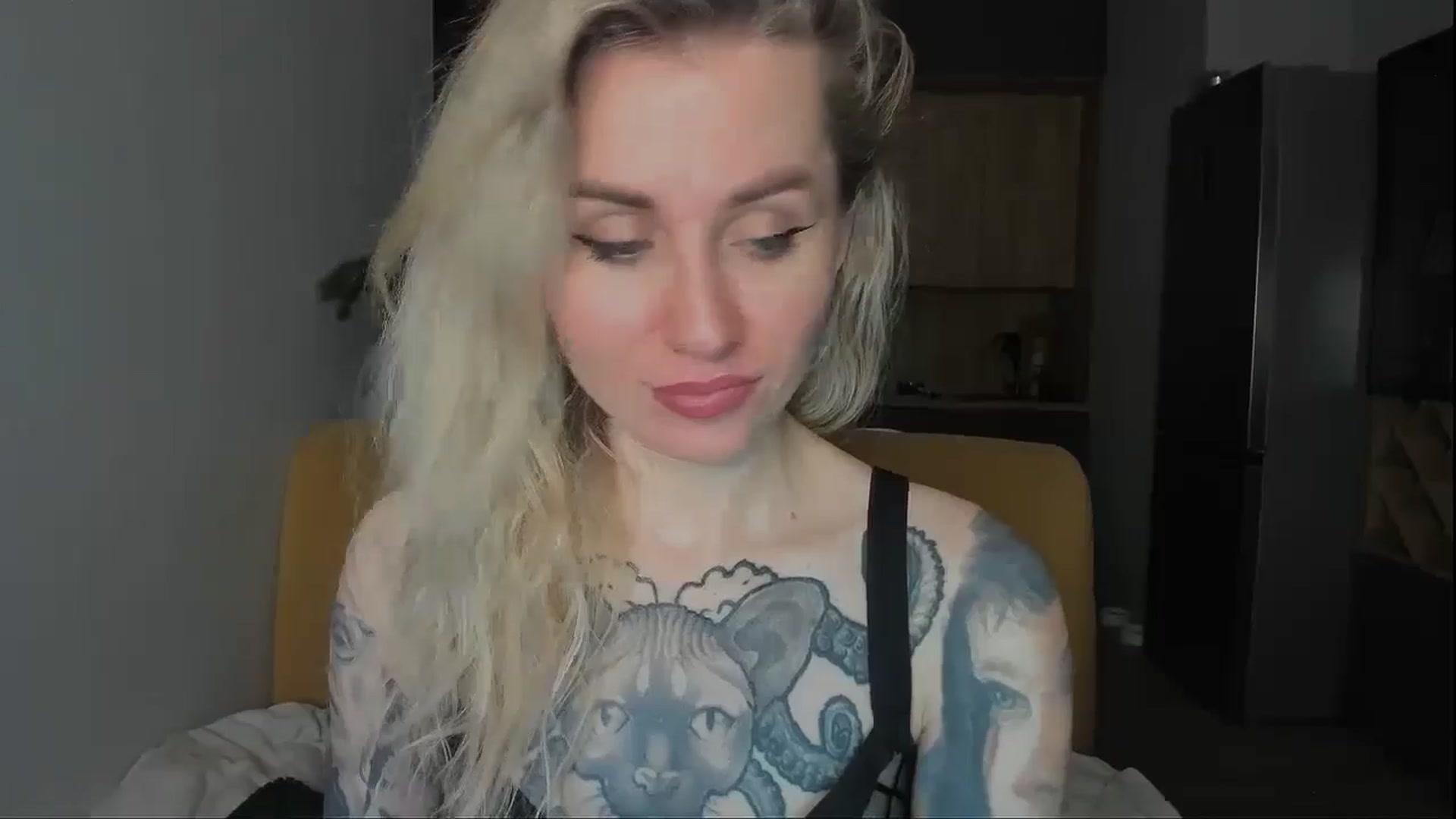 Gallery image thumbnail from Alexa_Smithhh's myfreecams stream on, 12/29/2024, 20:15 image 5 of 20