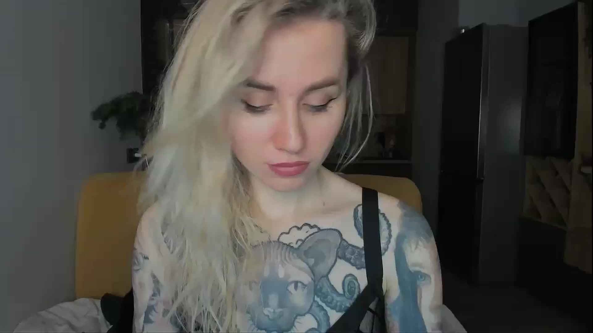 Gallery image thumbnail from Alexa_Smithhh's myfreecams stream on, 12/29/2024, 20:15 image 1 of 20