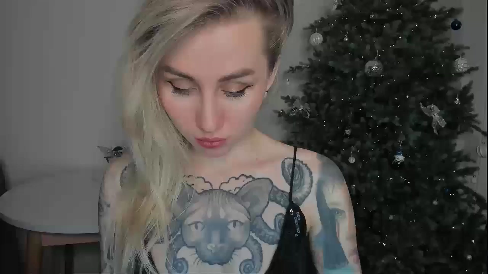 Gallery image thumbnail from Alexa_Smithhh's myfreecams stream on, 01/04/2025, 19:32 image 10 of 20