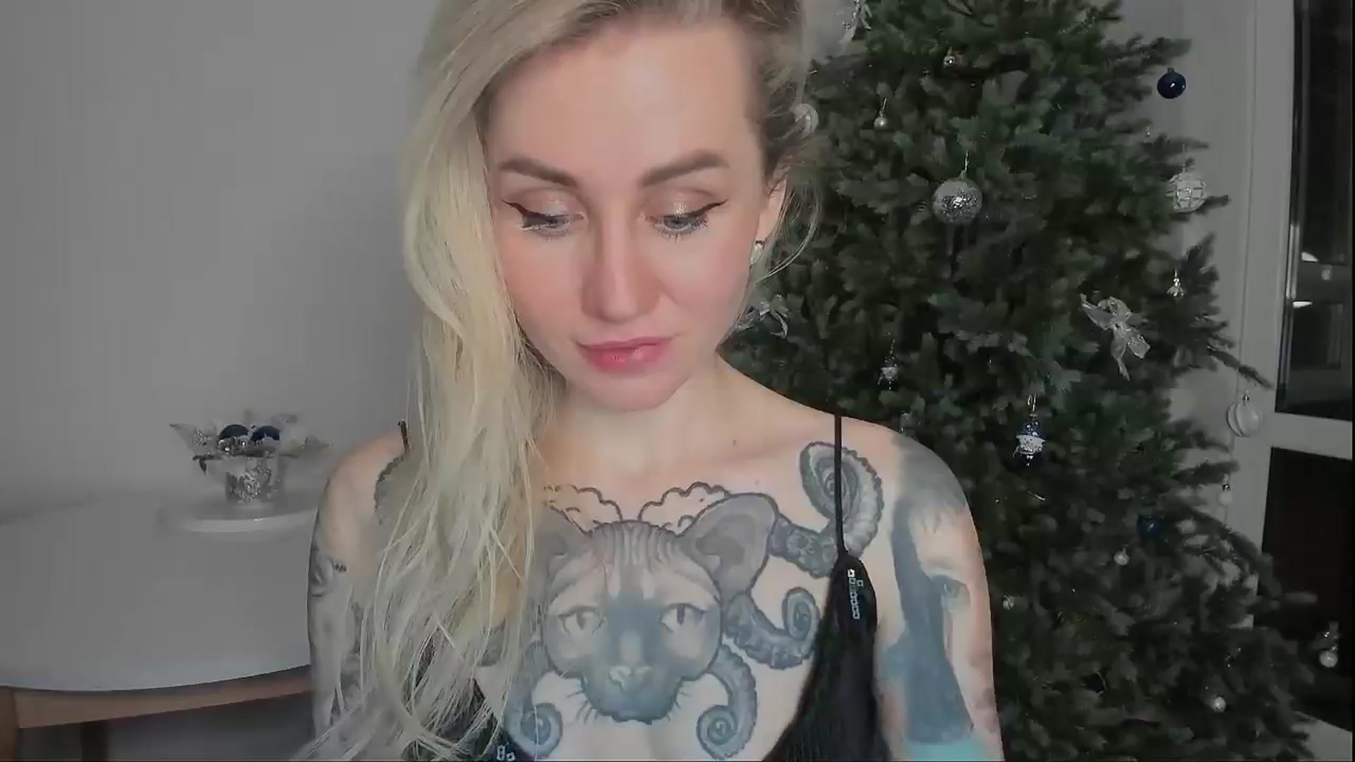 Gallery image thumbnail from Alexa_Smithhh's myfreecams stream on, 01/04/2025, 20:33 image 9 of 20