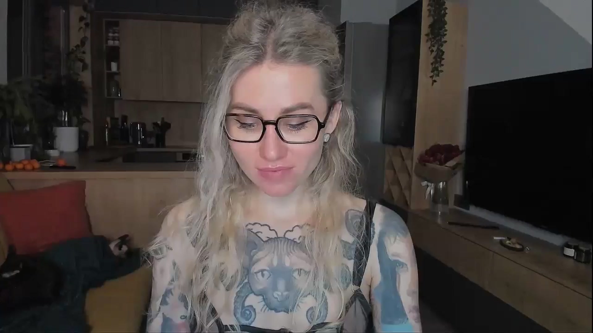 Gallery image thumbnail from Alexa_Smithhh's myfreecams stream on, 01/05/2025, 19:53 image 2 of 20