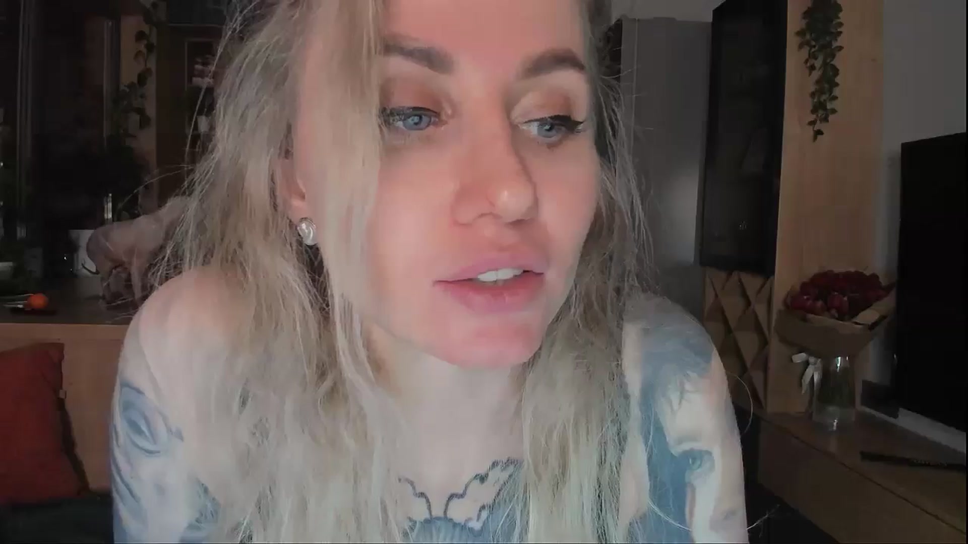 Gallery image thumbnail from Alexa_Smithhh's myfreecams stream on, 01/05/2025, 21:19 image 10 of 20