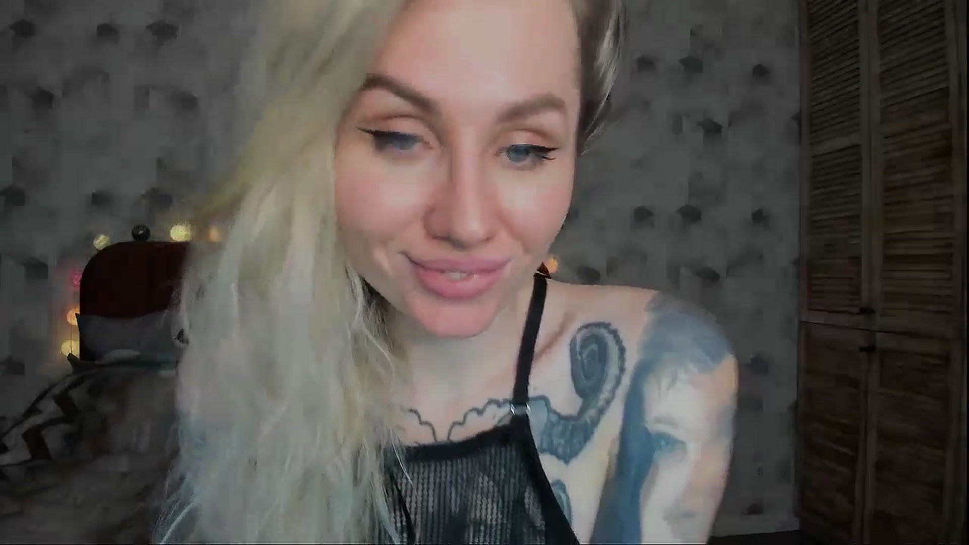 Gallery image thumbnail from Alexa_Smithhh's myfreecams stream on, 01/09/2025, 21:10 image 16 of 20