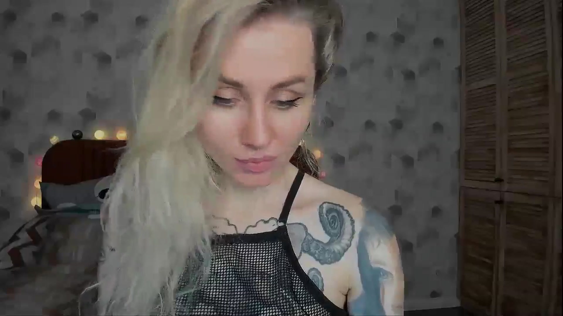 Gallery image thumbnail from Alexa_Smithhh's myfreecams stream on, 01/09/2025, 21:10 image 17 of 20