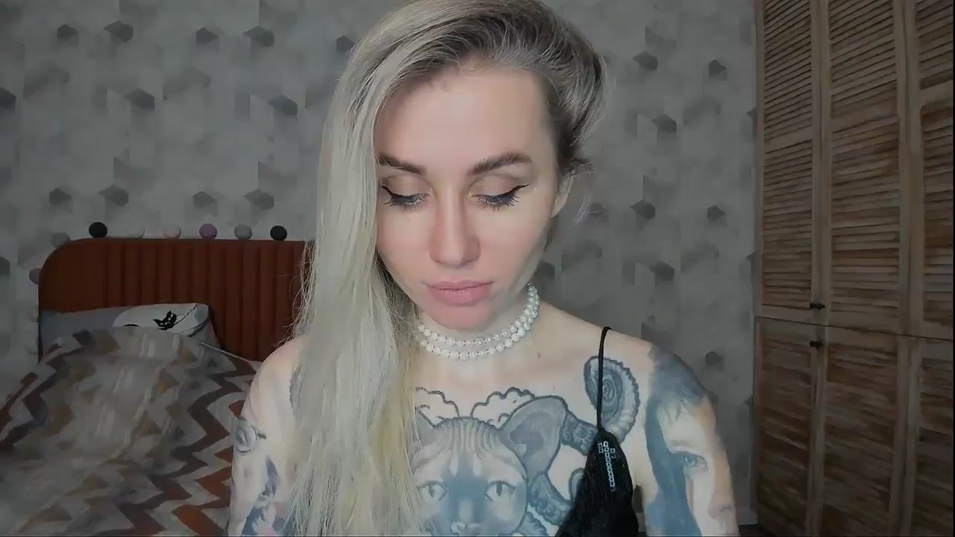 Gallery image thumbnail from Alexa_Smithhh's myfreecams stream on, 01/16/2025, 20:21 image 15 of 20