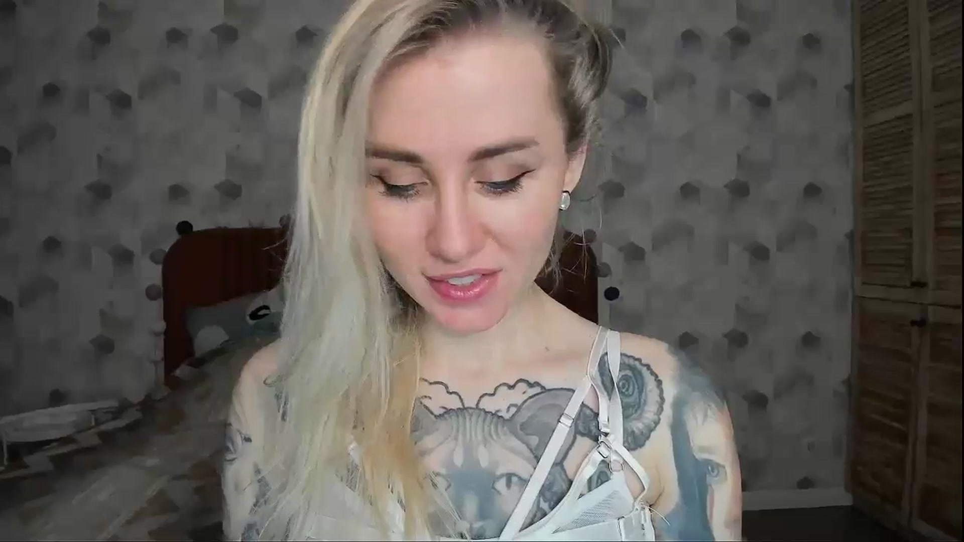 Gallery image thumbnail from Alexa_Smithhh's myfreecams stream on, 01/17/2025, 19:01 image 17 of 20
