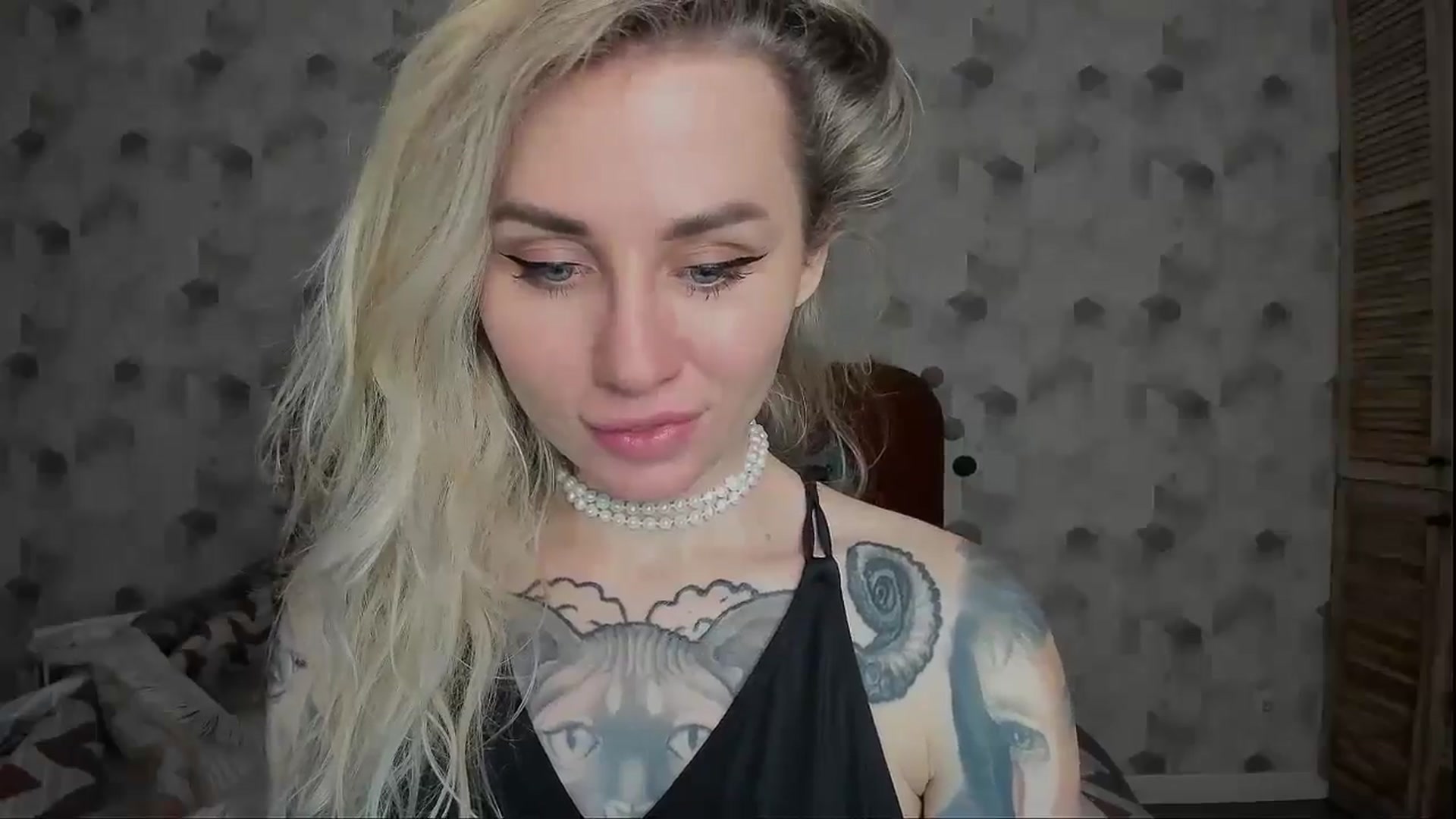 Gallery image thumbnail from Alexa_Smithhh's myfreecams stream on, 01/23/2025, 20:22 image 6 of 20