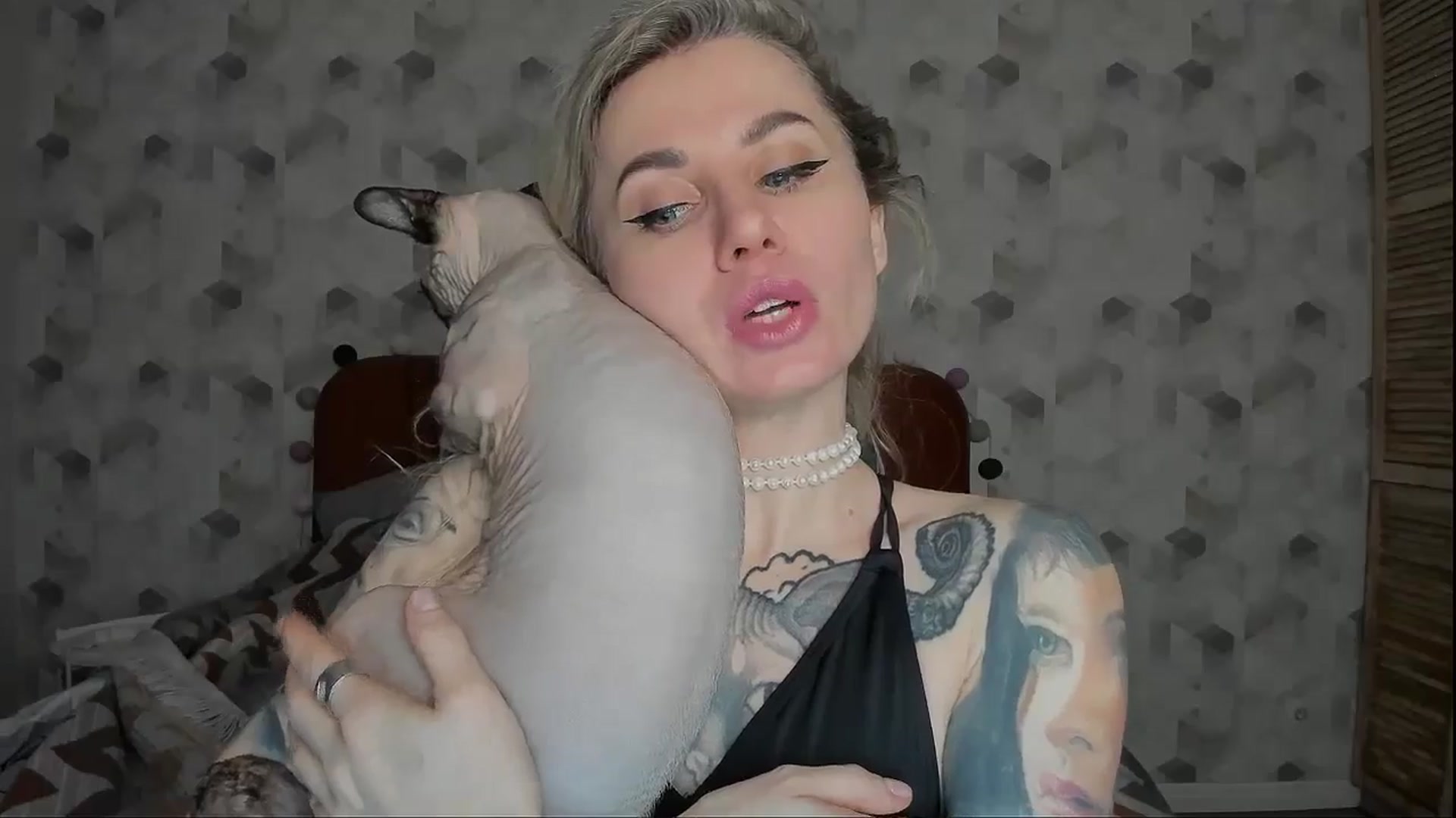 Gallery image thumbnail from Alexa_Smithhh's myfreecams stream on, 01/23/2025, 20:22 image 4 of 20