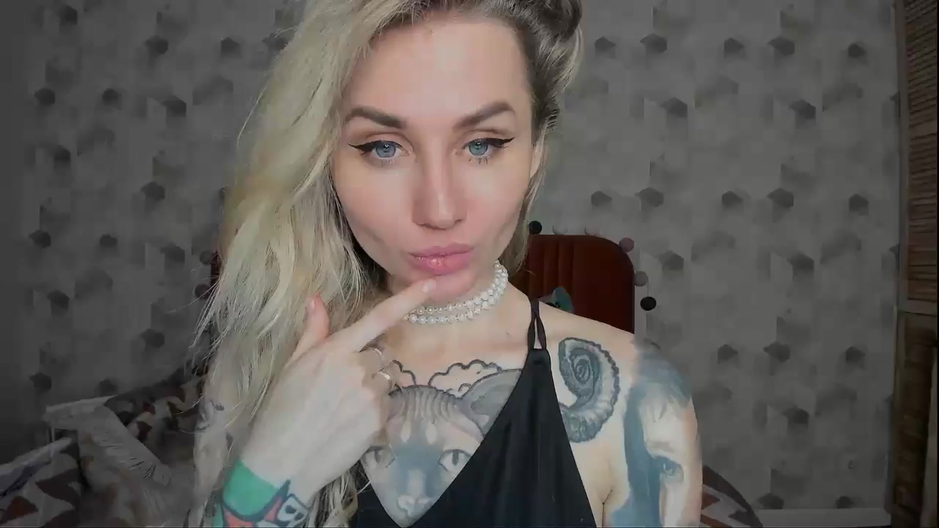Gallery image thumbnail from Alexa_Smithhh's myfreecams stream on, 01/23/2025, 20:22 image 12 of 20