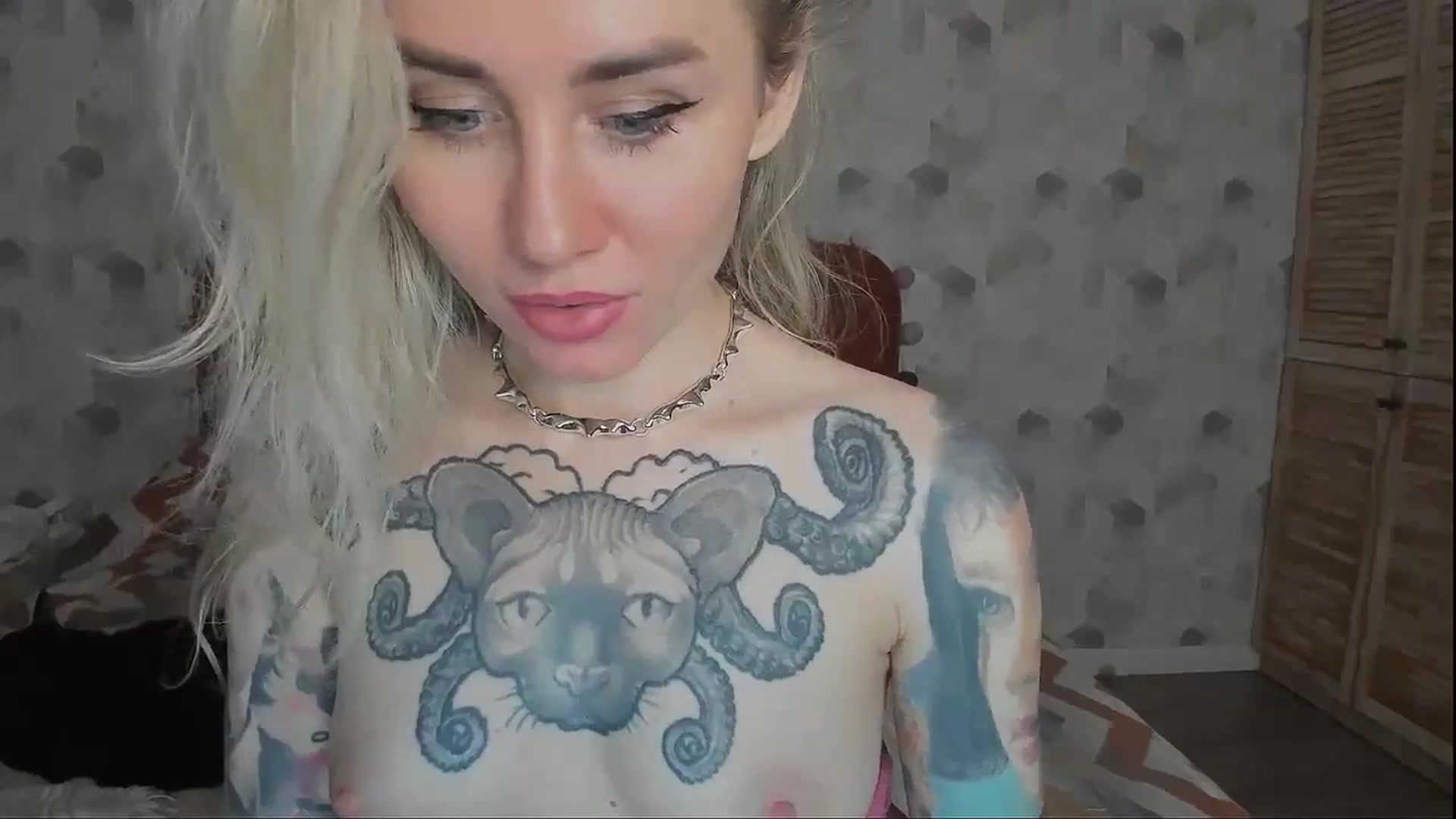 Gallery image thumbnail from Alexa_Smithhh's myfreecams stream on, 01/24/2025, 19:35 image 18 of 20