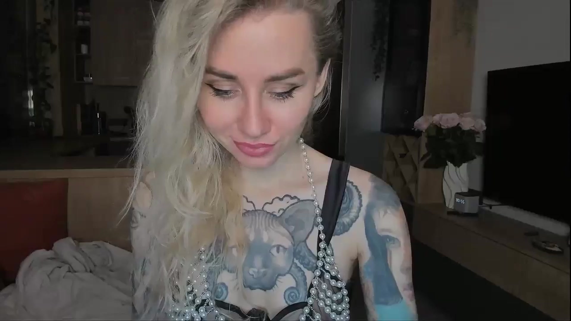 Gallery image thumbnail from Alexa_Smithhh's myfreecams stream on, 01/27/2025, 19:31 image 16 of 20