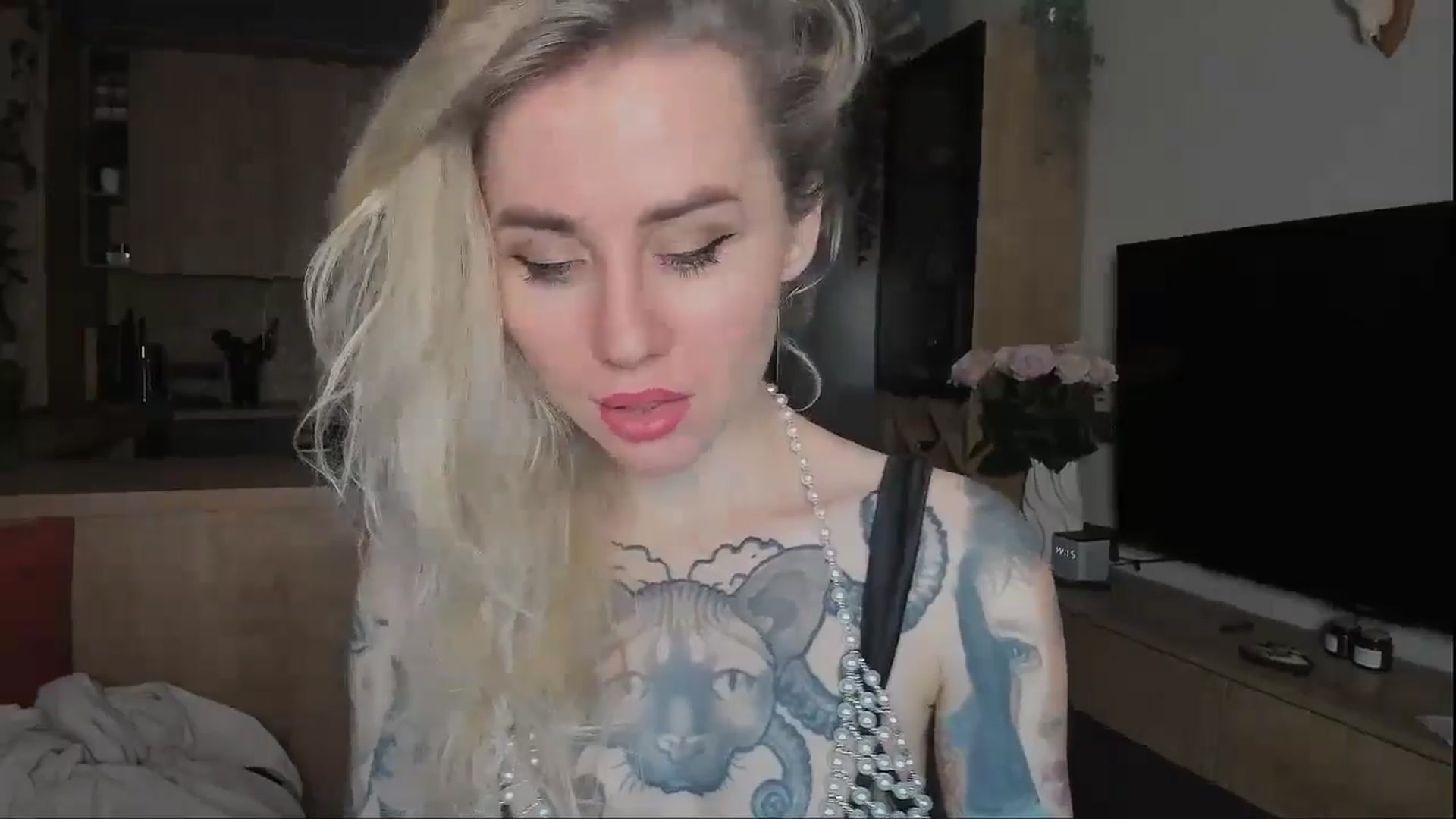 Gallery image thumbnail from Alexa_Smithhh's myfreecams stream on, 01/27/2025, 19:31 image 10 of 20