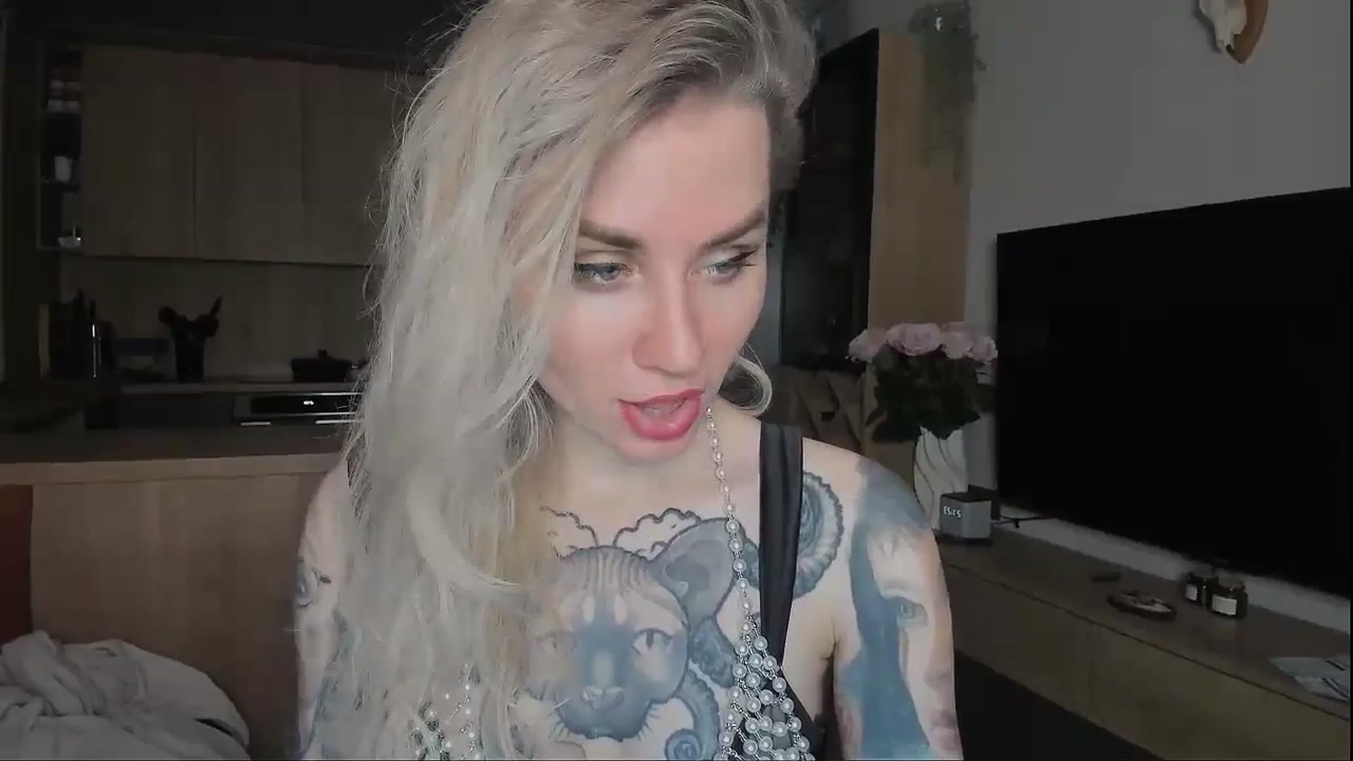 Gallery image thumbnail from Alexa_Smithhh's myfreecams stream on, 01/27/2025, 19:31 image 5 of 20