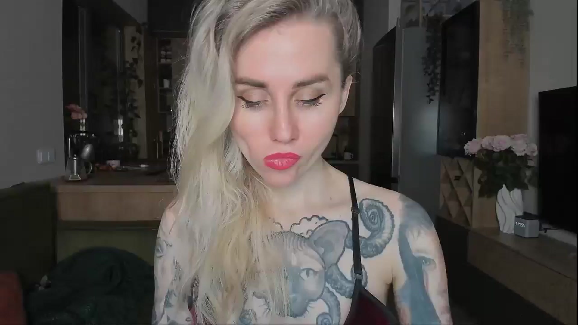 Gallery image thumbnail from Alexa_Smithhh's myfreecams stream on, 01/30/2025, 20:35 image 12 of 20