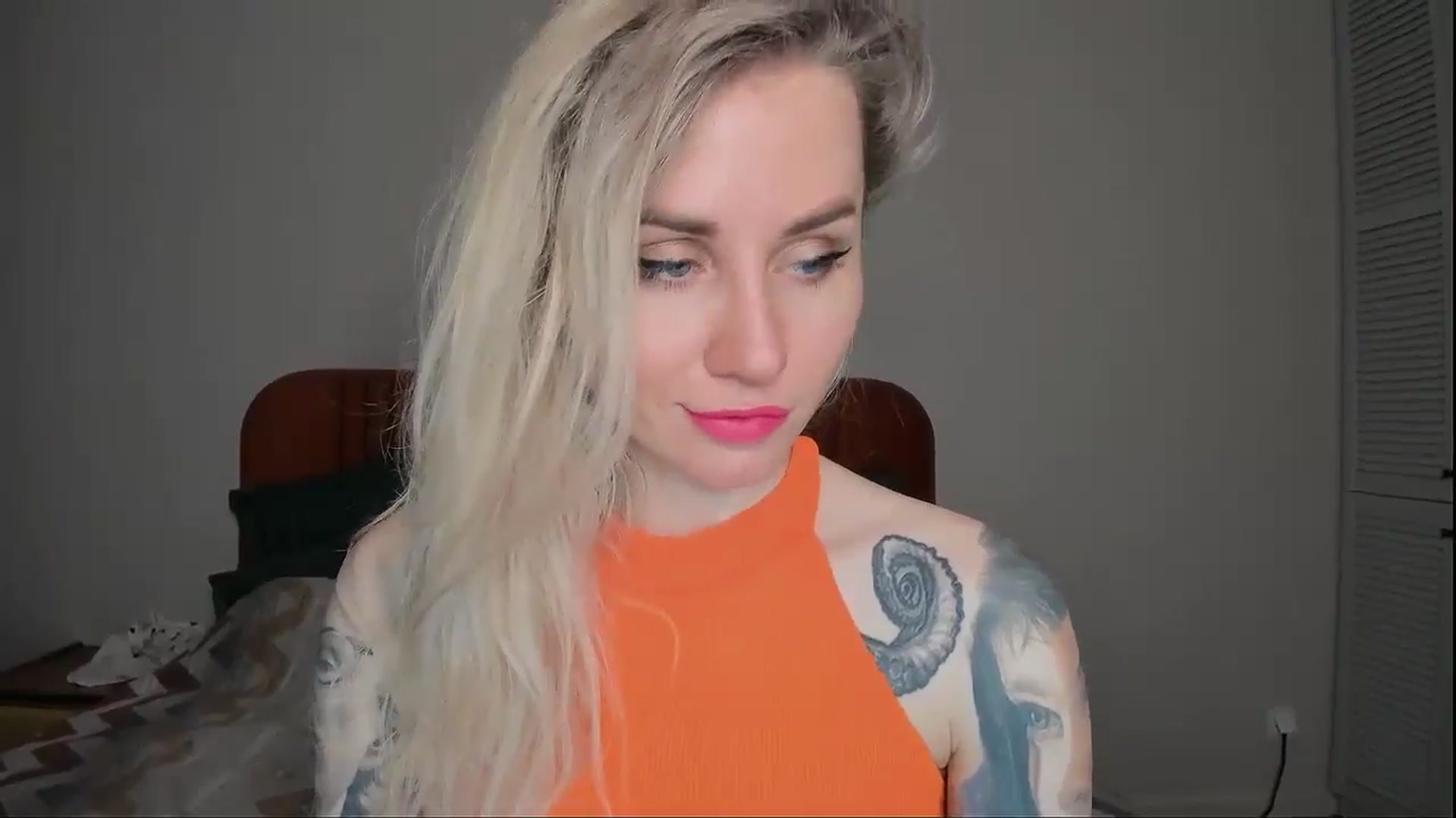 Gallery image thumbnail from Alexa_Smithhh's myfreecams stream on, 02/05/2025, 20:51 image 3 of 20