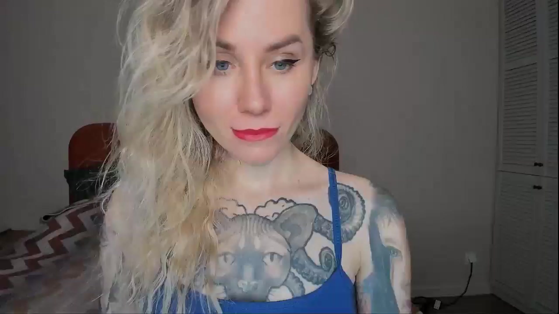 Gallery image thumbnail from Alexa_Smithhh's myfreecams stream on, 02/06/2025, 19:37 image 12 of 20