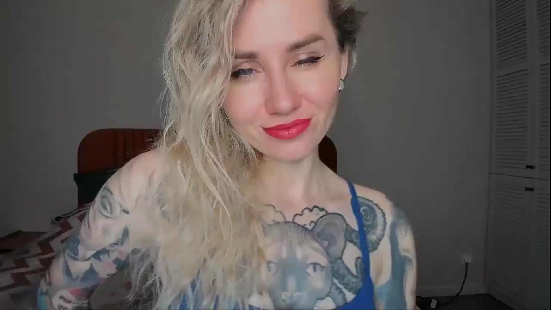 Gallery image thumbnail from Alexa_Smithhh's myfreecams stream on, 02/06/2025, 19:37 image 18 of 20