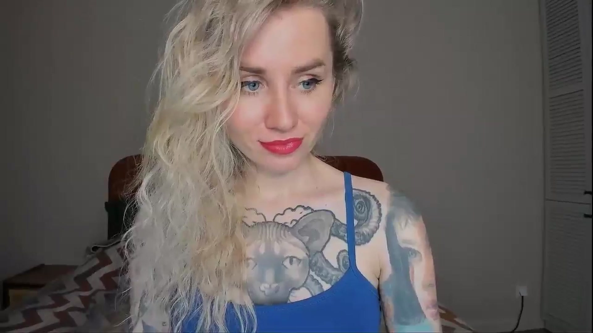 Gallery image thumbnail from Alexa_Smithhh's myfreecams stream on, 02/06/2025, 20:47 image 4 of 20
