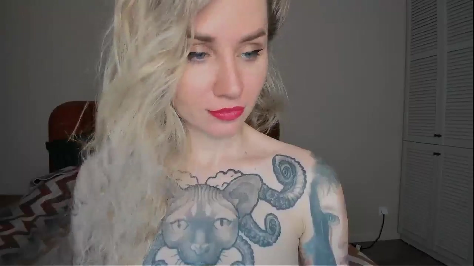 Gallery image thumbnail from Alexa_Smithhh's myfreecams stream on, 02/06/2025, 20:47 image 17 of 20