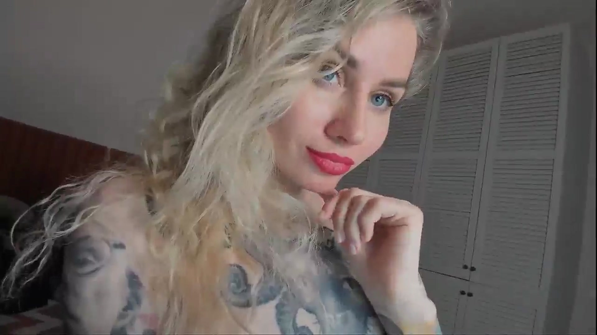 Gallery image thumbnail from Alexa_Smithhh's myfreecams stream on, 02/06/2025, 20:47 image 19 of 20